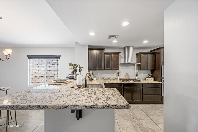 5032 S Curie Way, Mesa, AZ 85212