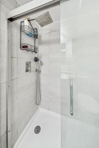 1121 N LAWNDALE Avenue, Chicago, IL 60651