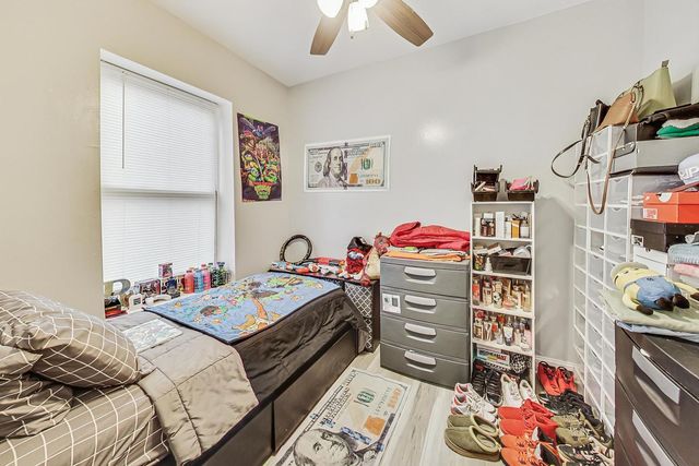 1121 N LAWNDALE Avenue, Chicago, IL 60651