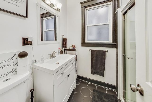 1121 N LAWNDALE Avenue, Chicago, IL 60651