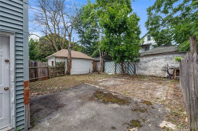 16 Butler Avenue, Buffalo, NY 14208