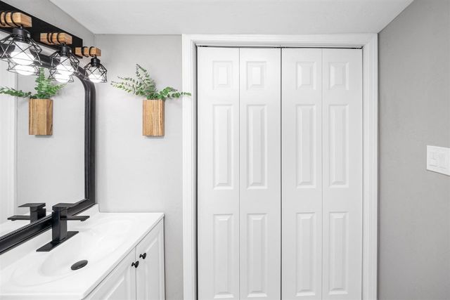 612 NW Euclid Ave, Lawton, OK 73507