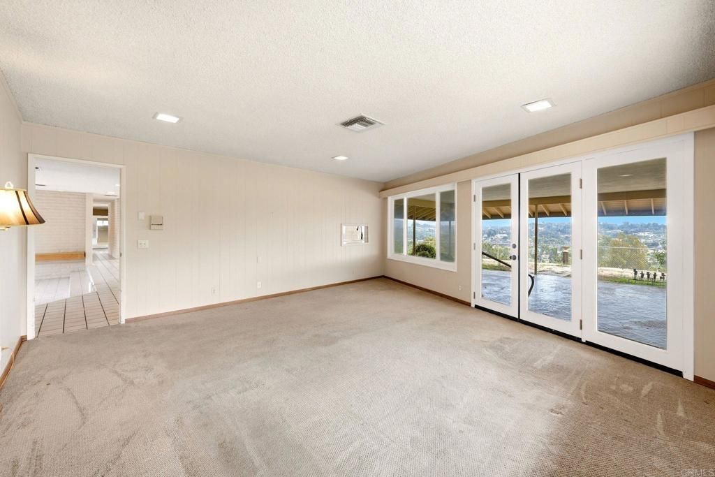 Image 27 of property listing at 293 Via Del Cerrito, Encinitas, CA 92024