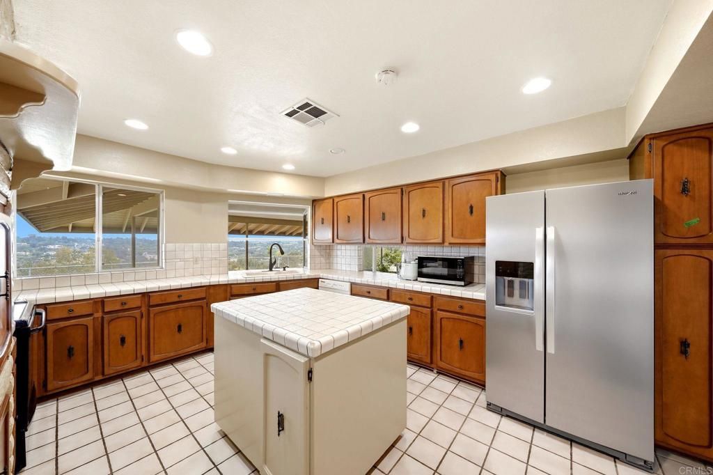 Image 28 of property listing at 293 Via Del Cerrito, Encinitas, CA 92024