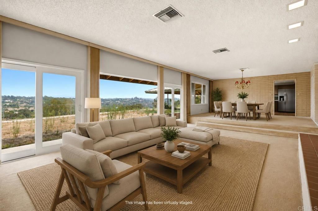 Image 5 of property listing at 293 Via Del Cerrito, Encinitas, CA 92024