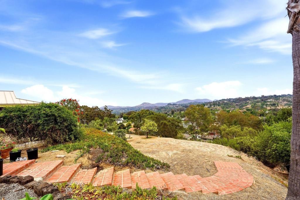 Image 66 of property listing at 293 Via Del Cerrito, Encinitas, CA 92024
