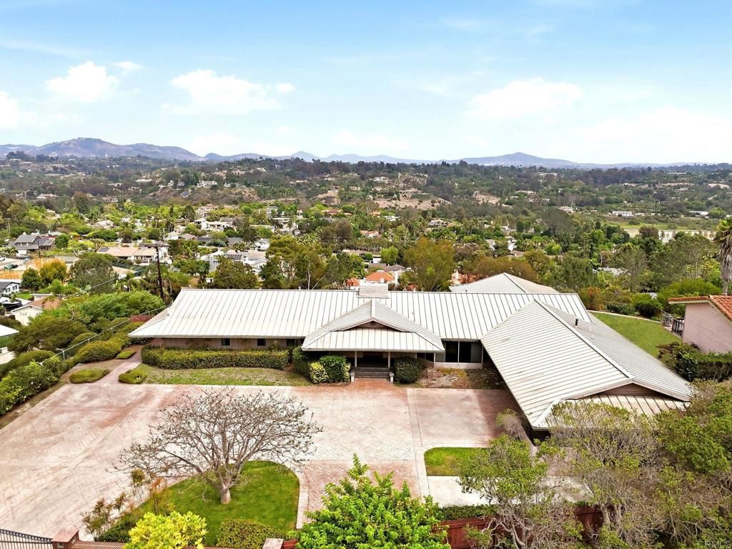 Image 69 of property listing at 293 Via Del Cerrito, Encinitas, CA 92024