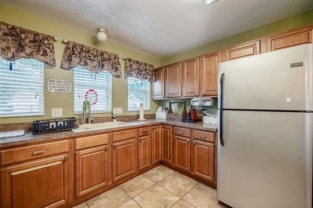 706 N VERMONT AVENUE, Lakeland, FL 33801