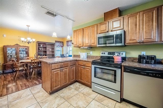 706 N VERMONT AVENUE, Lakeland, FL 33801