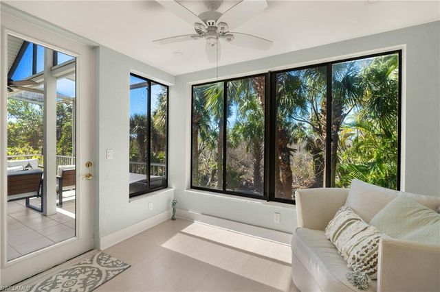 974 Greenwood CT S, Sanibel, FL 33957