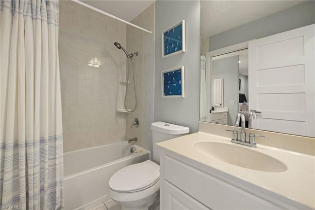 974 Greenwood CT S, Sanibel, FL 33957