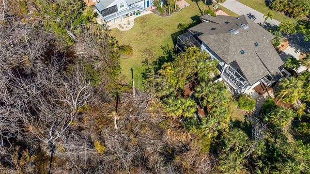 974 Greenwood CT S, Sanibel, FL 33957