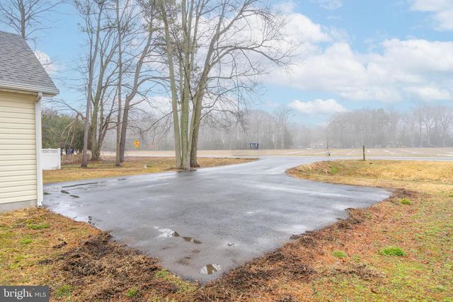 18284 SHINGLE POINT RD, Georgetown, DE 19947