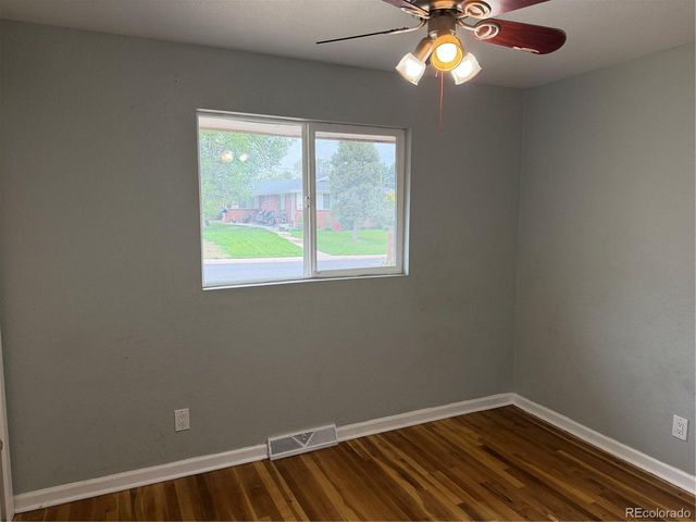 281 Lansing St, Aurora, CO 80010