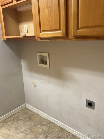 4023 E 51st Place, Tulsa, OK 74135