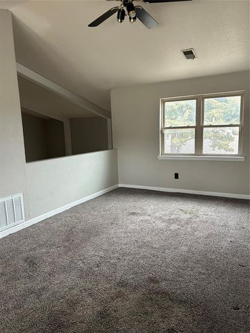 14002 Crossing Way East Way, Edmond, OK 73013