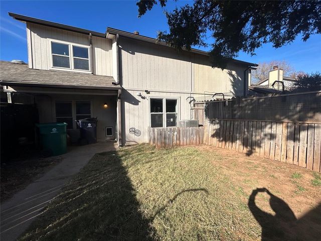 14002 Crossing Way East Way, Edmond, OK 73013