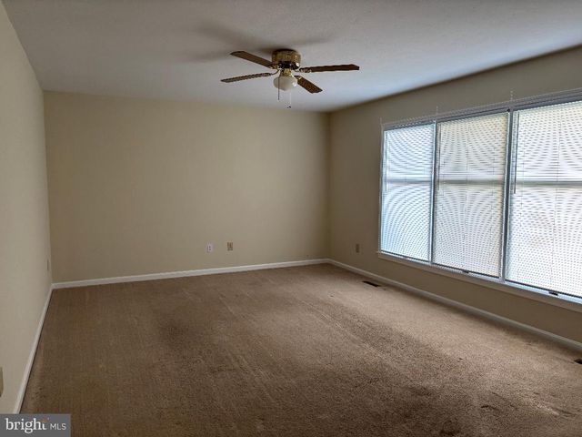 36 ASHLAWN CT, Front Royal, VA 22630