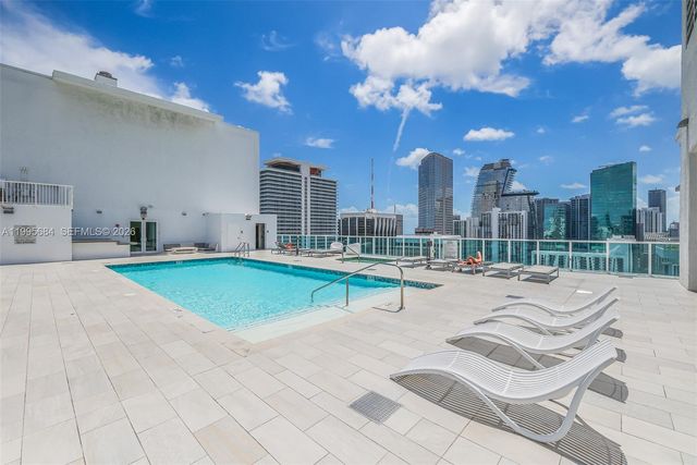 133 NE 2nd Ave 611, Miami, FL 33132