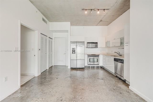 133 NE 2nd Ave 611, Miami, FL 33132