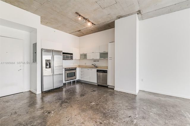 133 NE 2nd Ave 611, Miami, FL 33132