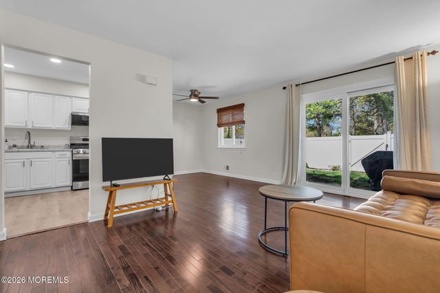 11 Patricia Court, Howell, NJ 07731