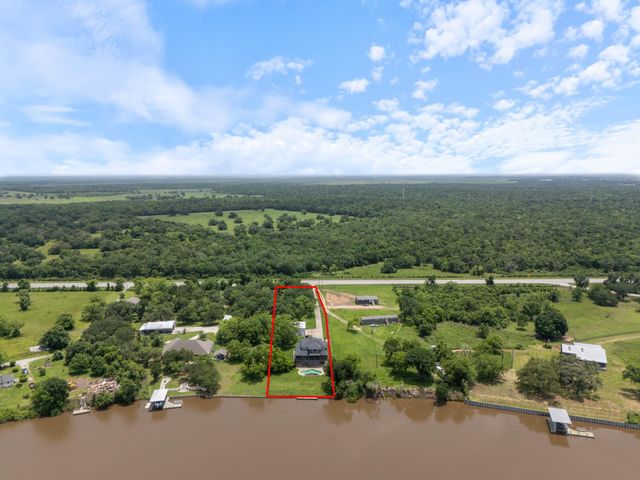 3054 Fm 2611 Road, Brazoria, TX 77422