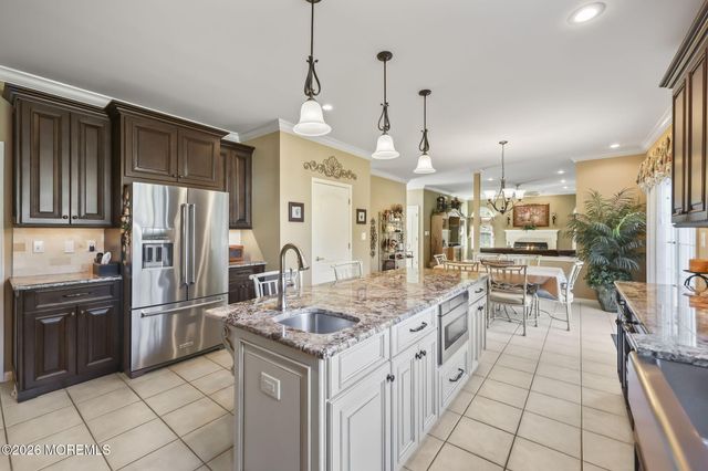 778 Applewood Court, Jackson, NJ 08527
