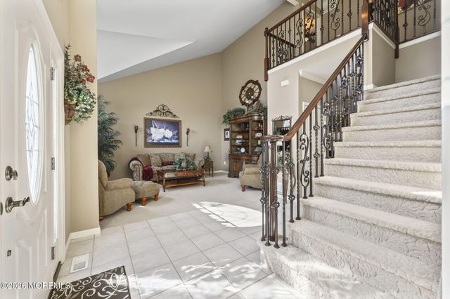 778 Applewood Court, Jackson, NJ 08527