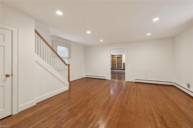 110 75th ST, Virginia Beach, VA 23451