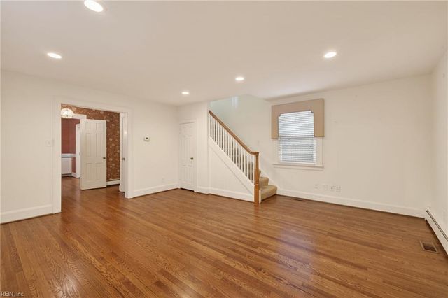 110 75th ST, Virginia Beach, VA 23451