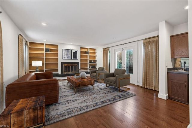 110 75th ST, Virginia Beach, VA 23451