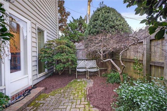 110 75th ST, Virginia Beach, VA 23451