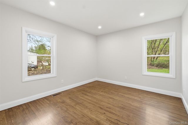 13 Maple Drive, Warwick, NY 10990