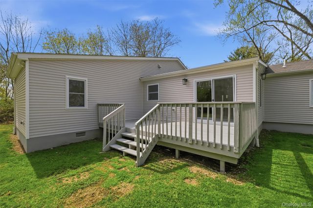 13 Maple Drive, Warwick, NY 10990