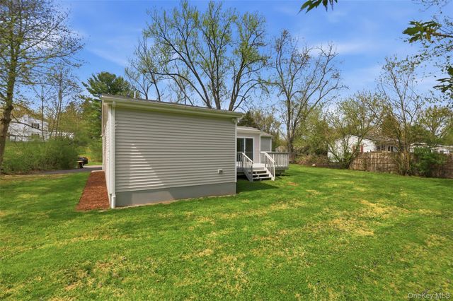 13 Maple Drive, Warwick, NY 10990
