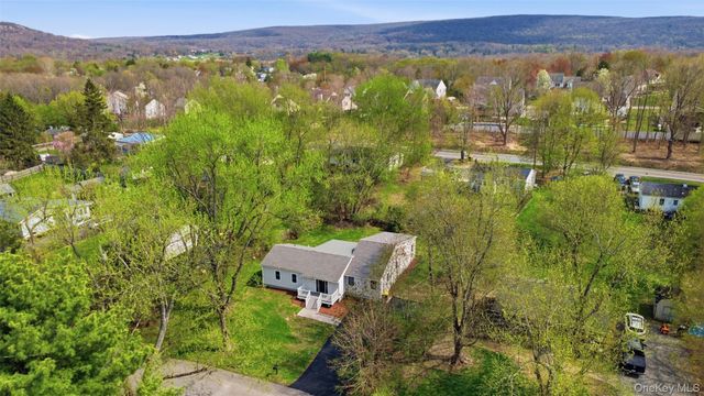 13 Maple Drive, Warwick, NY 10990