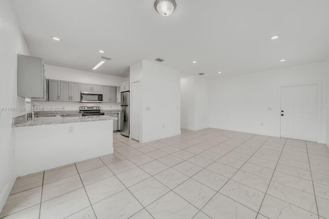 14708 NE 7th Ave 14708, Miami, FL 33161