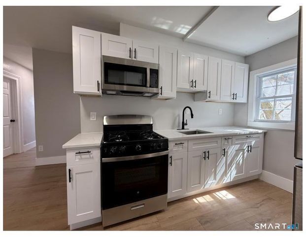 324 Congress Avenue 2, Waterbury, CT 06708