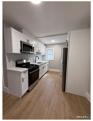 324 Congress Avenue 2, Waterbury, CT 06708