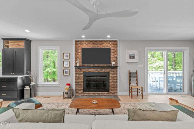 2005 Fox Den, Clayton, NC 27527