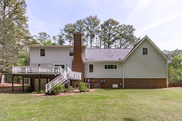 2005 Fox Den, Clayton, NC 27527