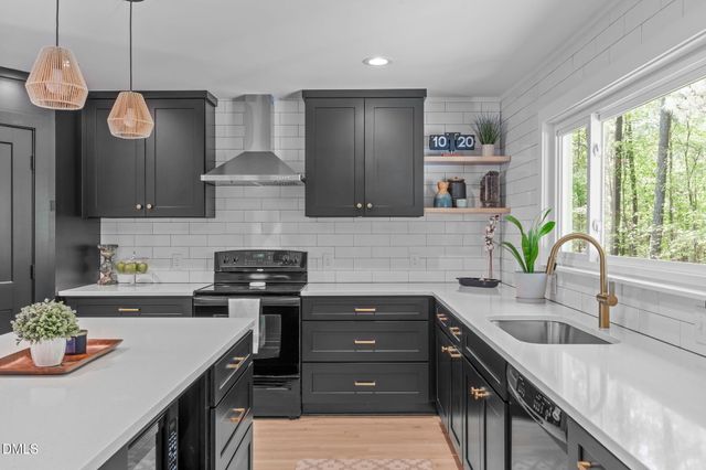 2005 Fox Den, Clayton, NC 27527