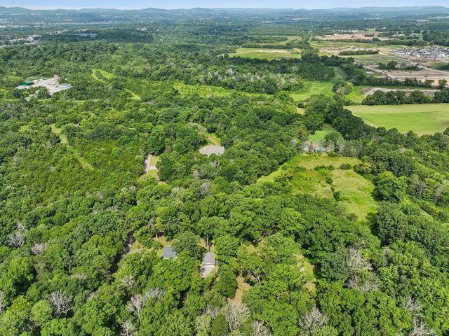 2505 Fly Ln, Nolensville, TN 37135