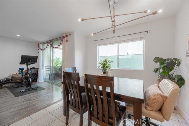 4637 Willis 110, Sherman Oaks, CA 91403