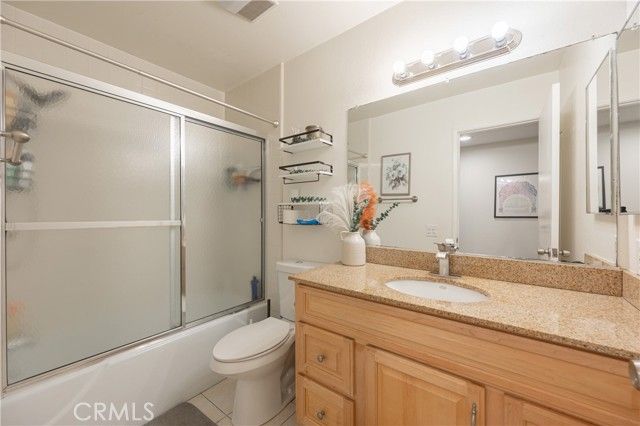 4637 Willis 110, Sherman Oaks, CA 91403