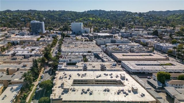 4637 Willis 110, Sherman Oaks, CA 91403