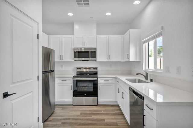 383 North 16th Street, Las Vegas, NV 89101