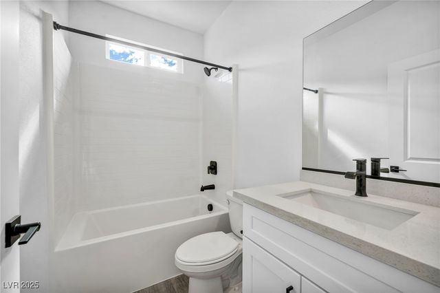 383 North 16th Street, Las Vegas, NV 89101