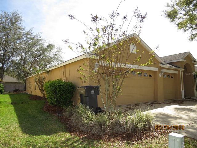 9427 HUNTERS POND DRIVE, Tampa, FL 33647